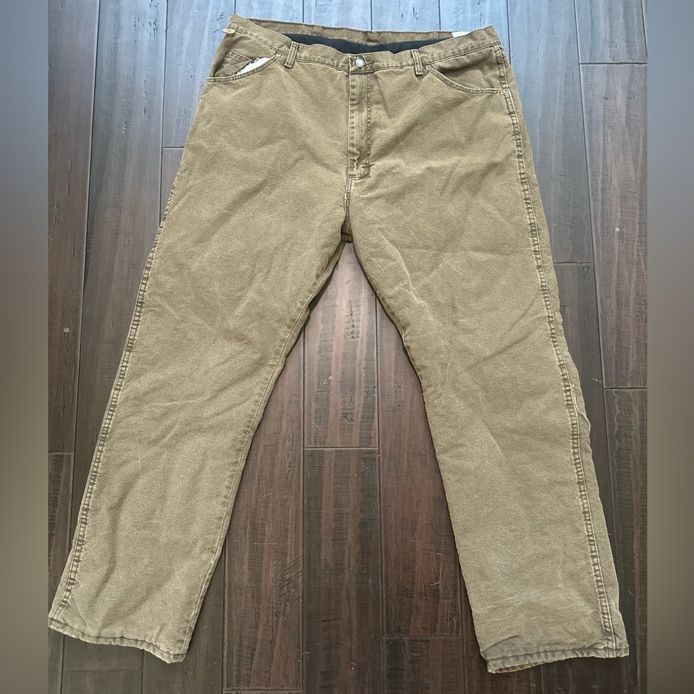 Wrangler Men's Khaki Chinos